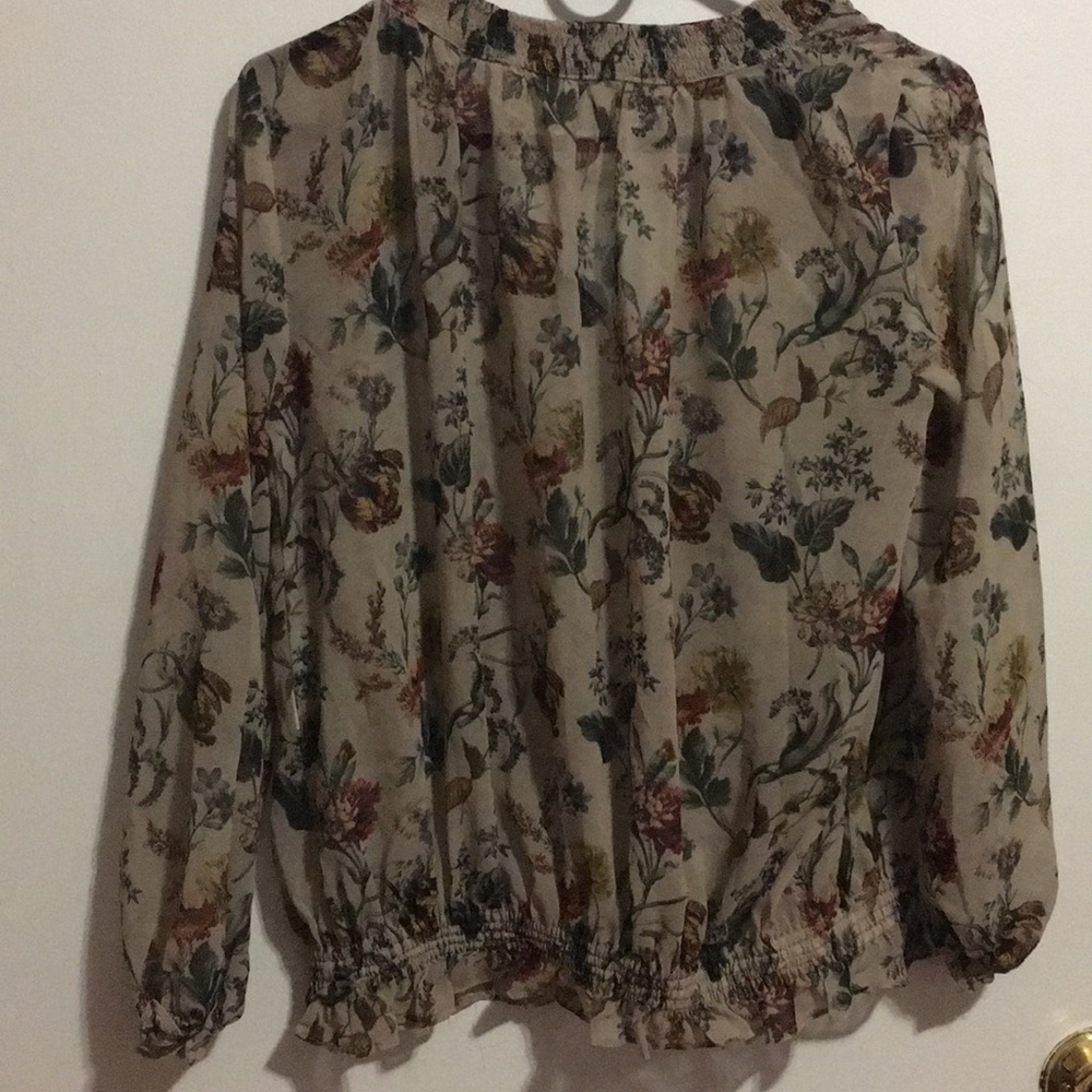 Blouse - Picture 2 of 2